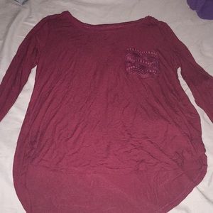 Long sleeve maroon top